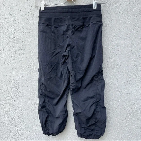 Ivivva cropped studio pants 12 - Picture 2 of 5